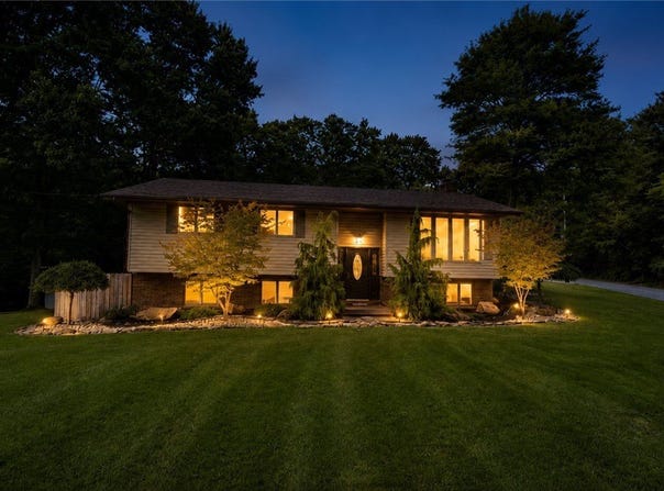 221 Medical Center Rd, Donegal, PA 16025