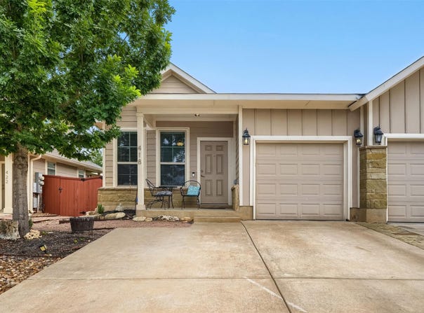418 High Tech Dr, Georgetown, TX 78626