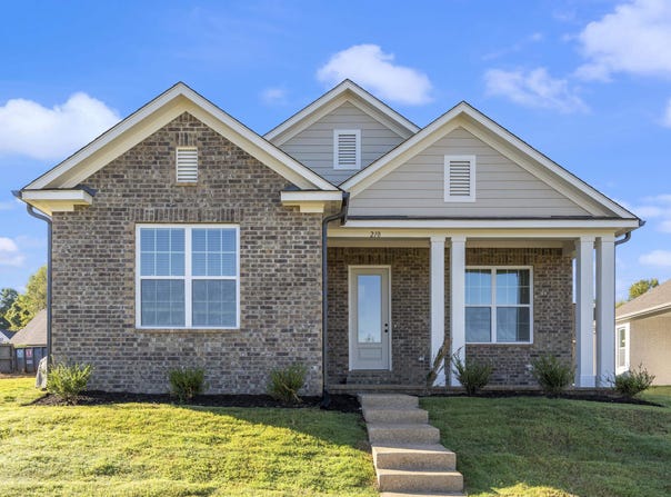210 OAK HAVEN Cir, Oakland, TN 38060