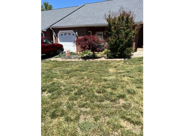 2710 Feather Garden Cir, Vinton, VA 24179