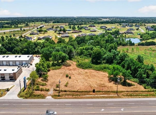 NE 23rd Street, Harrah, OK 73045