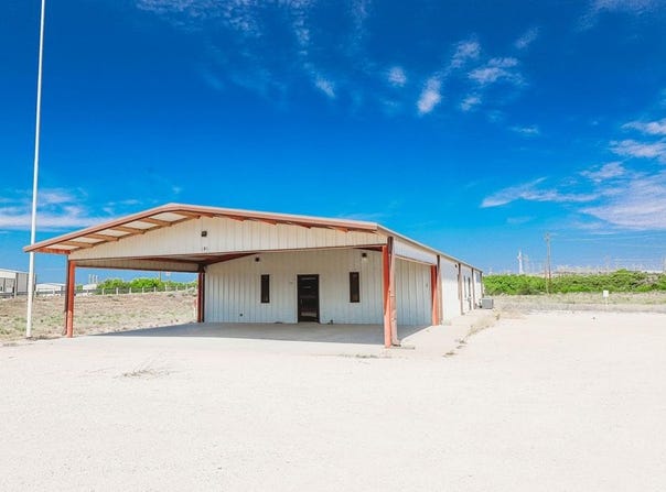 206 Corbell Rd, Big Spring, TX 79720