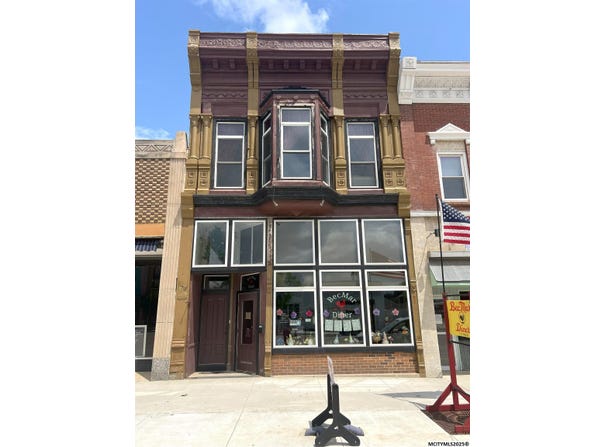 721 Main, OSAGE, IA 50461