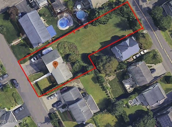 41 Nicholas Avenue, Greenwich, CT 06831