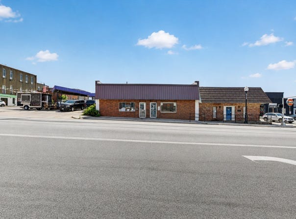 221-223 N Locust Street, Denton, TX 76201