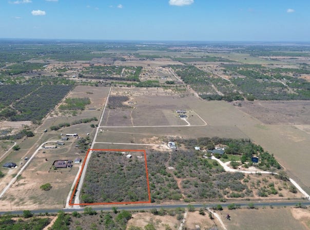 Mc Connell, Lytle, TX 78052