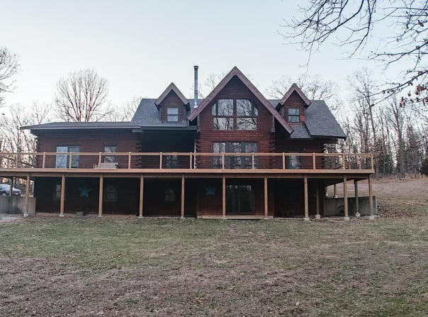 19389 Oak Hill Lane, Cole Camp, MO 65325