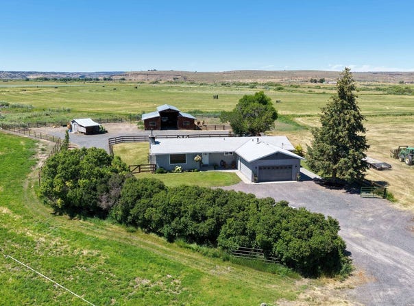 30827 Eben Ray Lane, Burns, OR 97720
