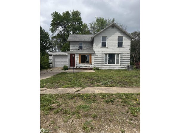 602 3rd Avenue, Livermore, IA 50558
