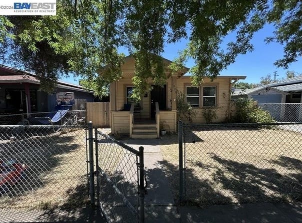 Stockton, CA 95205