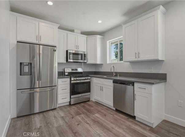 19835 Blythe, Winnetka, CA 91306