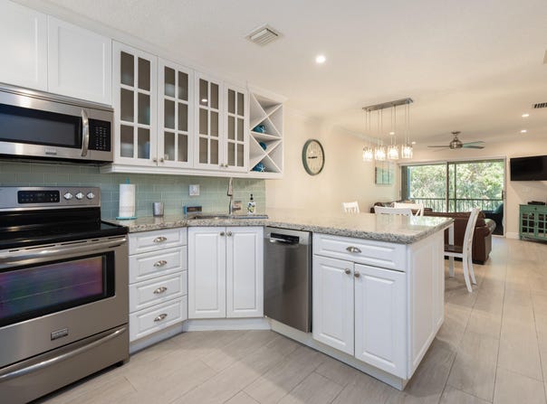 98222 Windward Avenue, Key Largo, FL 33037
