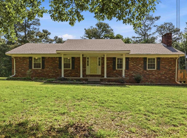 948 Kendall RD, Mayfield, KY 42066