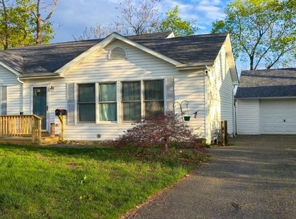 46 E Maple Street, Central Islip, NY 11722