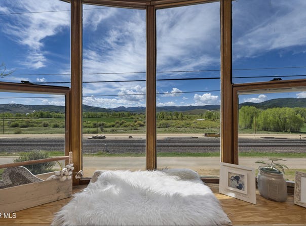 242 E AGATE Avenue, Granby, CO 80446
