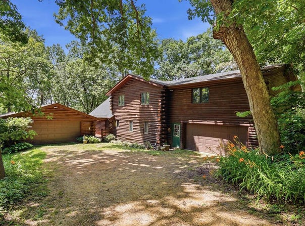 8790 S Gamble Hill Road, HANOVER, IL 61041