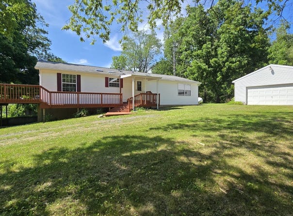 6700 Lorne Drive, Pentwater, MI 49449