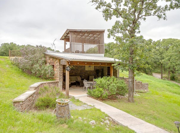 Springtown, TX 76082