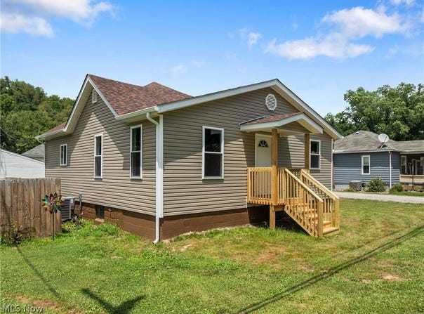 50201 Fairpoint Maynard Road, St Clairsville, OH 43950