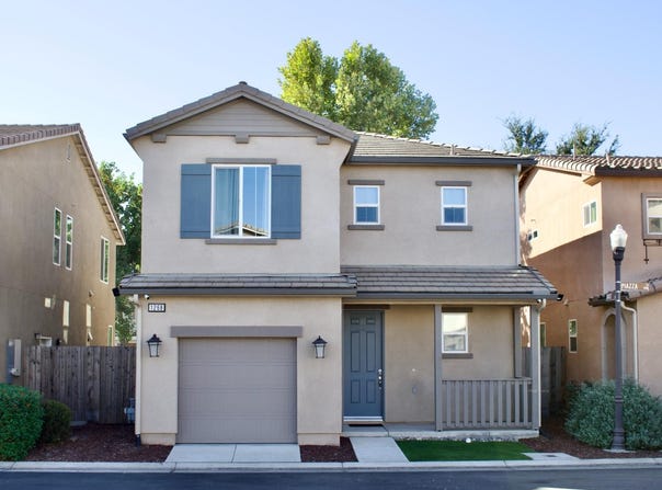 1268 Piazza Lane, Clovis, CA 93612