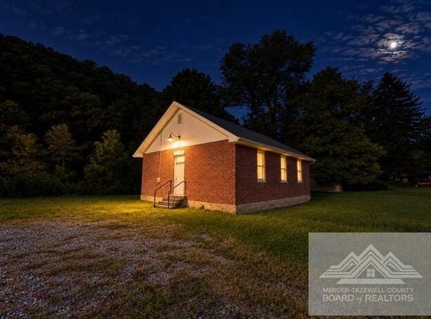 164 Fond St, ROCK, WV 24747