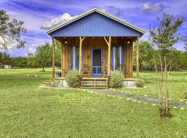 297 Squirrel Bend, ConCan, TX 78838