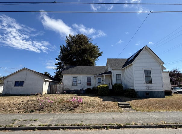 1204 7th Street, Eureka, CA 95501
