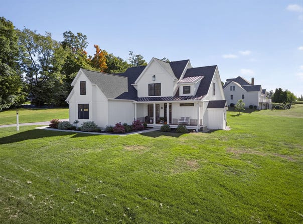 4 Ray Emma Dr Road, Epping, NH 03042