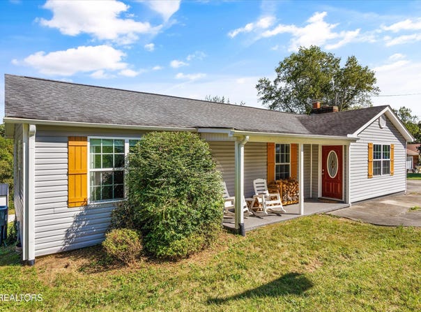 4300 Browder Hollow Rd, Lenoir City, TN 37771