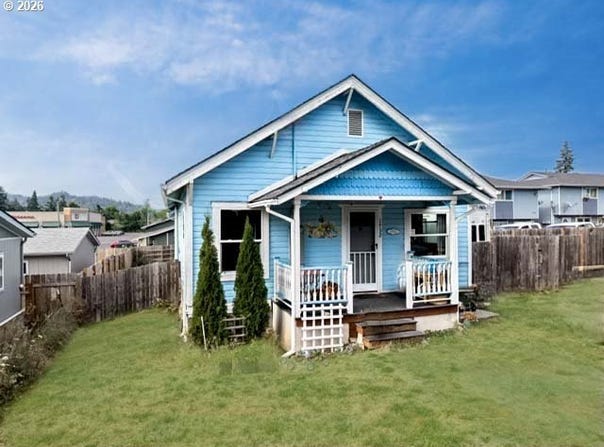 1732 E WASHINGTON Ave, CottageGrove, OR 97424