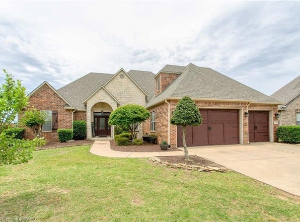 8700 Lakeside WY, Fort Smith, AR 72903