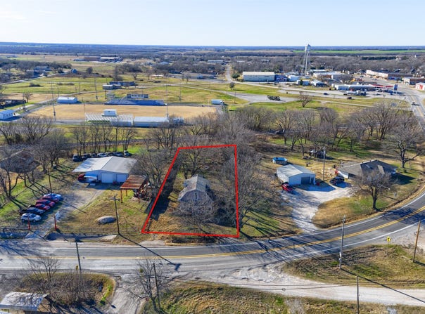 80 N US Highway 69, Celeste, TX 75423