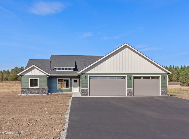 26893 Asulkan St, Athol, ID 83801