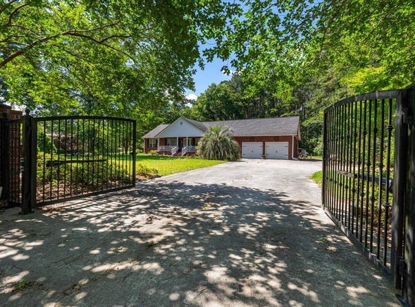 1760 Black Tom Road, Moncks Corner, SC 29461