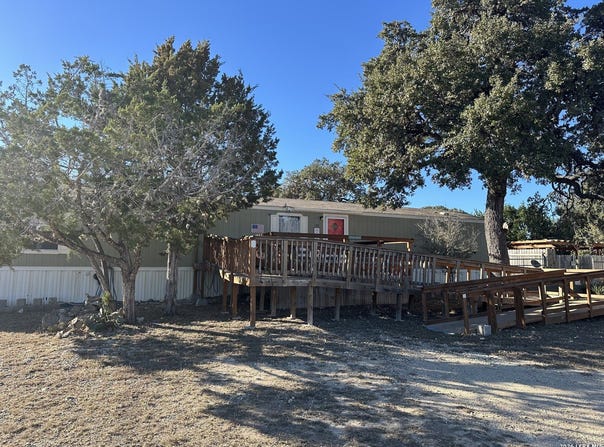 470 Pr 1519, Bandera, TX 78003