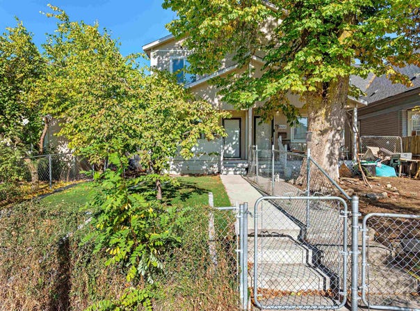 2424 W Dean Ave, Spokane, WA 99201