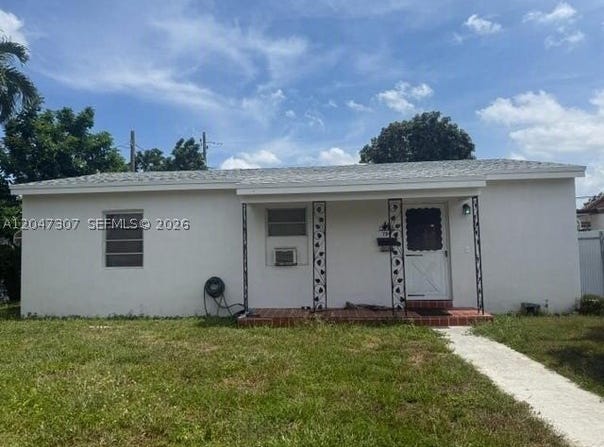 790 E 6th Pl, Hialeah, FL 33010