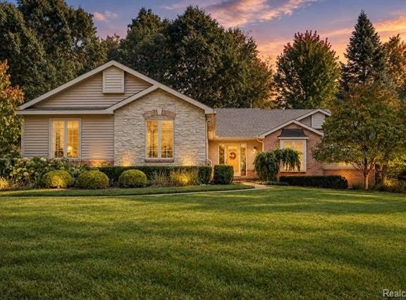 5000 Paula Avenue, Independence Twp, MI 48346