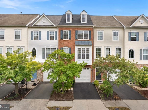 42525 MAGELLAN Square, BRAMBLETON, VA 20148