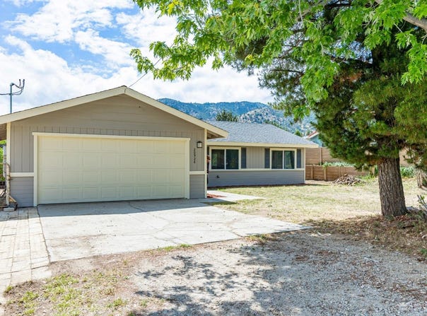 20924 Brentwood Drive, Tehachapi, CA 93561