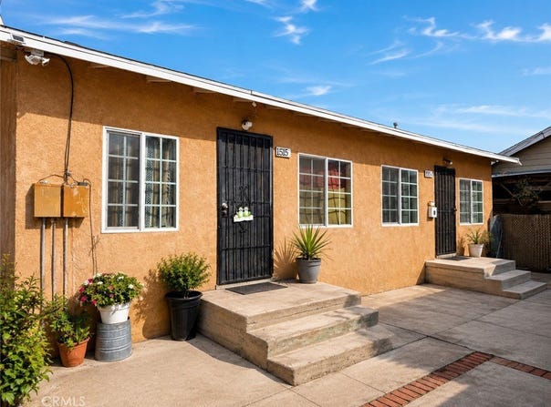 1515 E Young, Wilmington, CA 90744