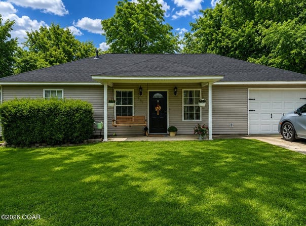 603 S Spring Street, Grove, OK 74344