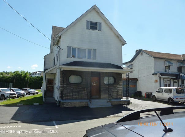 327 Chestnut Street, Dunmore, PA 18512