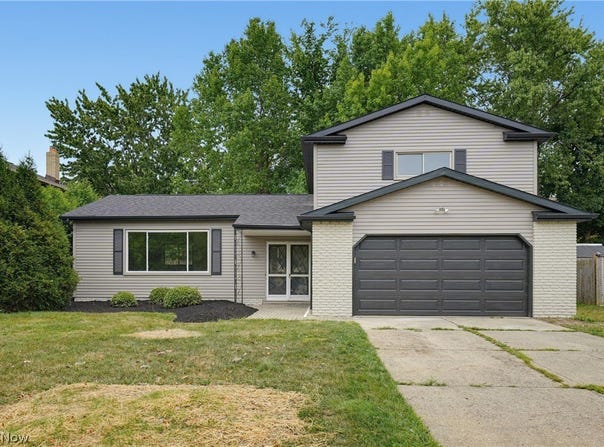 4796 Lindsey Lane, Richmond Heights, OH 44143