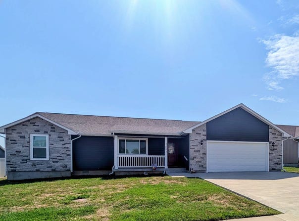 1601 W 11th, Chanute, KS 66720