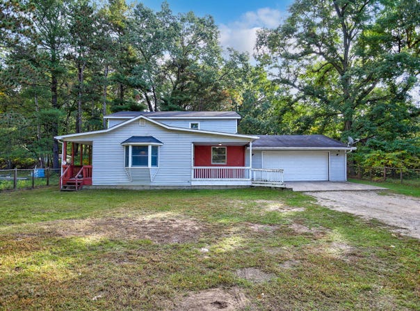 907 Second Street, Pullman, MI 49450