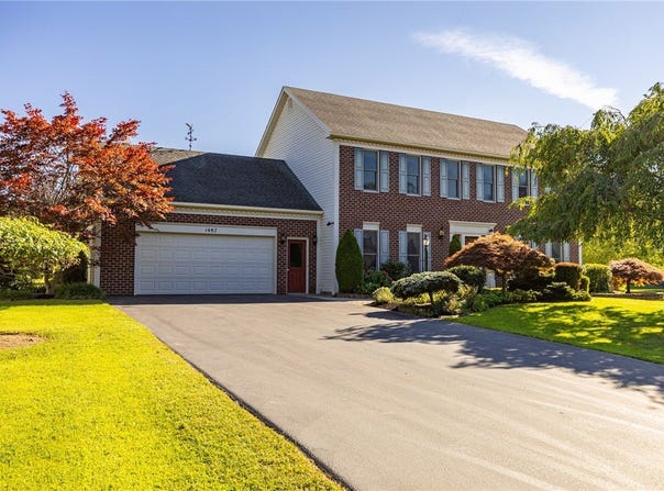 1487 Fallen Leaf Terrace, Webster, NY 14580