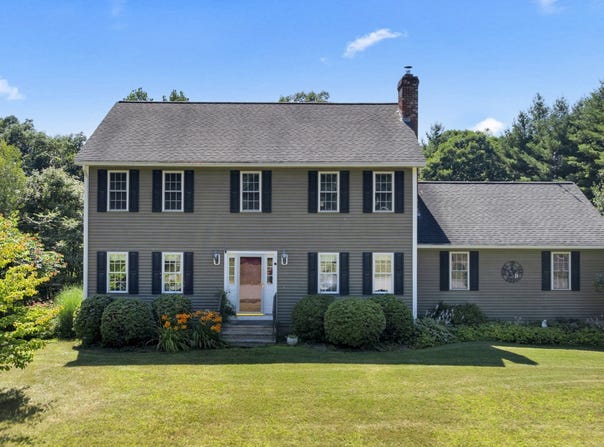 1 Deer Run Rd, Spencer, MA 01562
