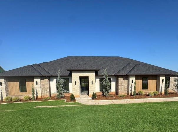 1517 Bound Brook Way, Arcadia, OK 73007