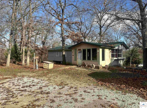 30008 Skyview, Edwards, MO 65326